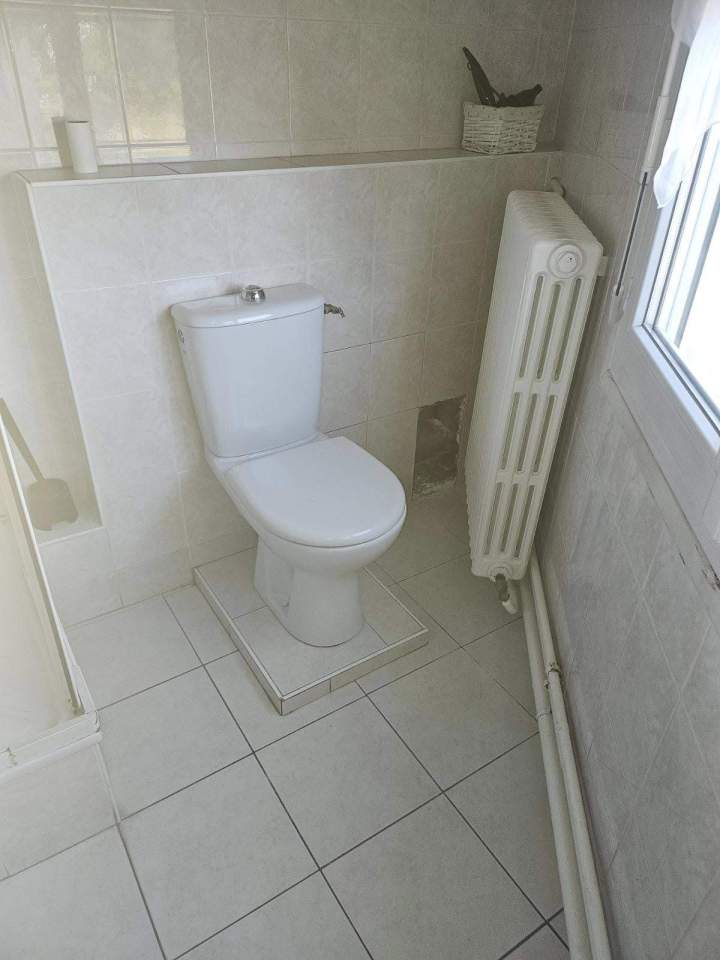 Après installation toilettes Indre-et-Loire